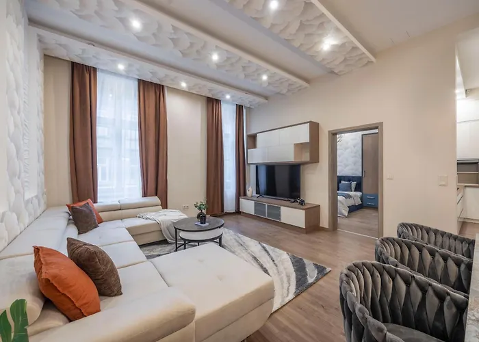 Exclusive N' Grand Center With 5 Bedrms * بودابست